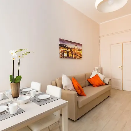 G-house Pettinari Apartman *